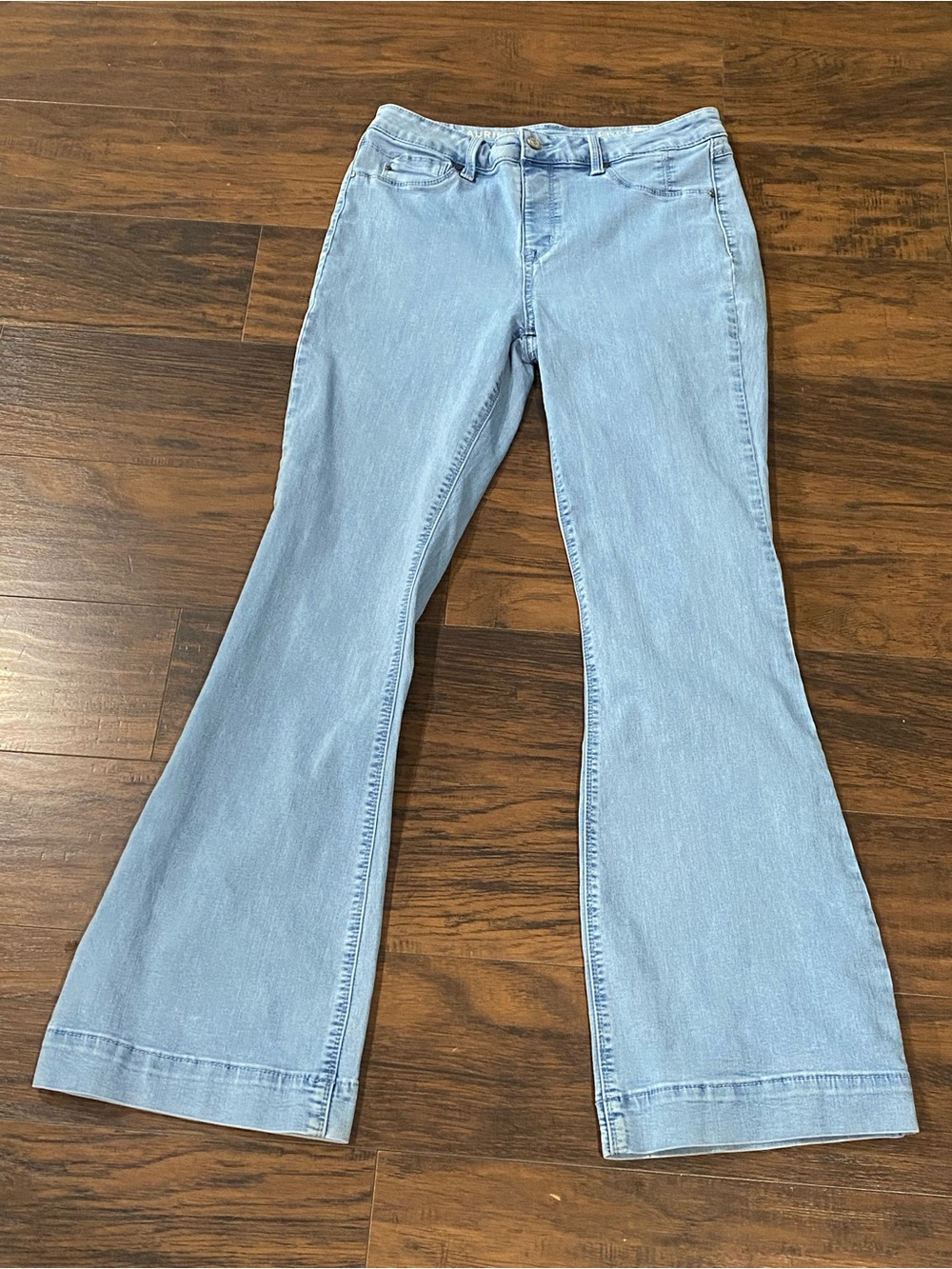 Laurie Felt Pale Blue Flare Jeans